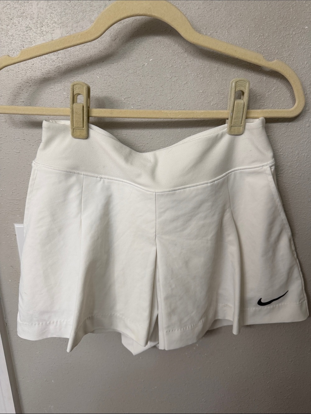 Nike White Women's Tennis Skort with Black Swoosh